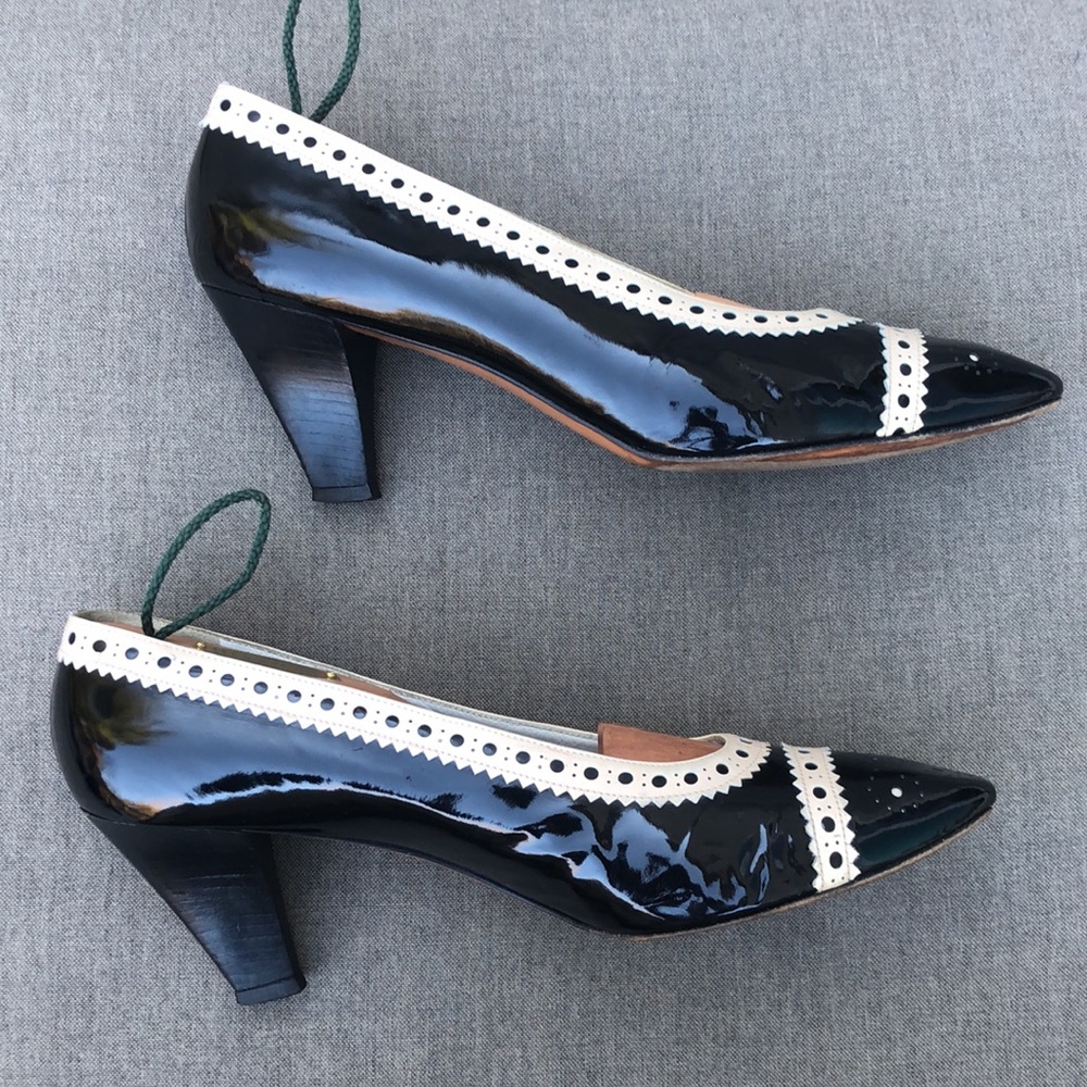YSL Vintage Patent Spectator Pump in Ivory & Black - Picture 4 of 13